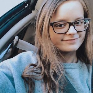 Meet your Posher, Staci